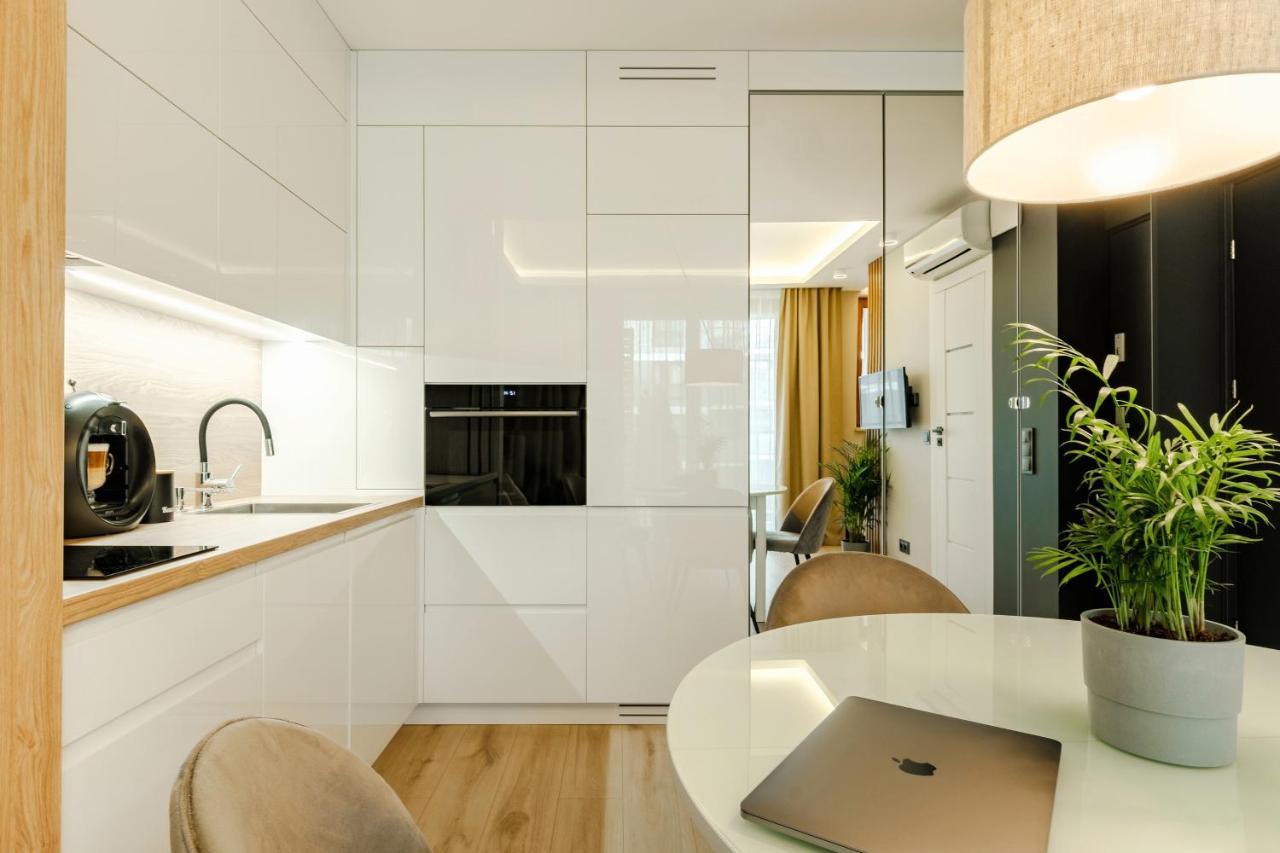 Apartment Wola, Wi-Fi, Smart Lock, Air Condition Varsavia Esterno foto